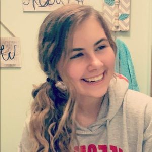 Meet your Posher, Sierra